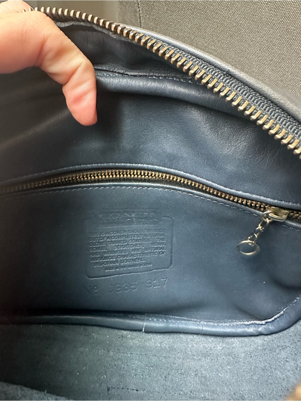 Vintage coach blue/ grey camera bag - Picture 7 of 12